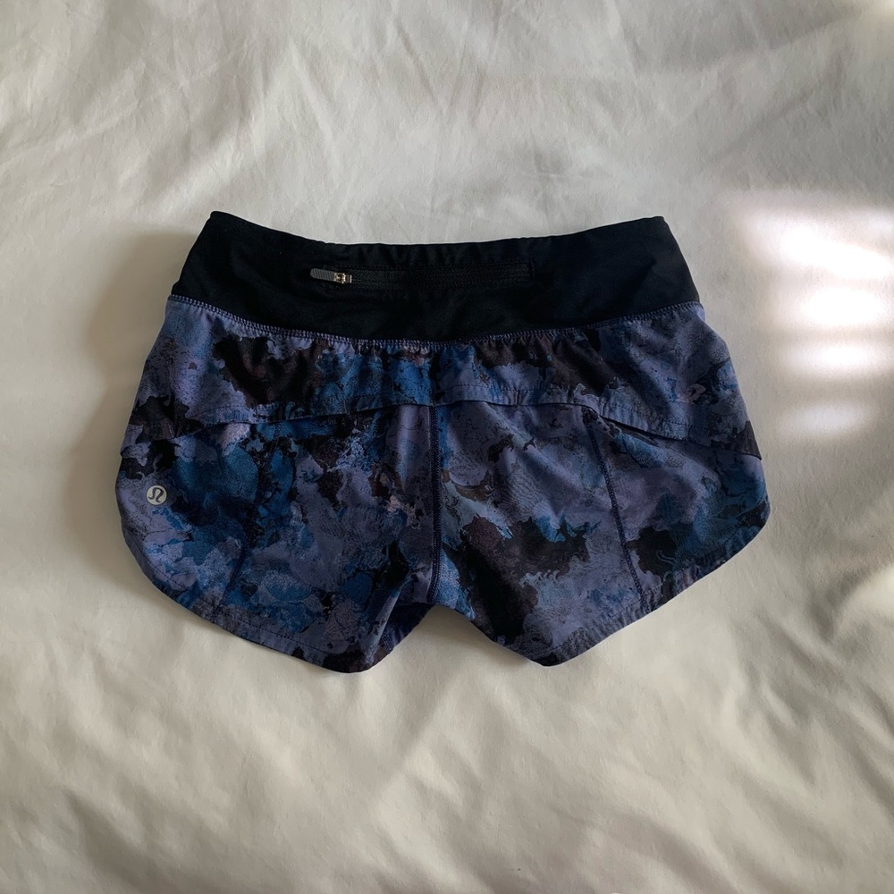 Lululemon blue and purple abstract speed up shorts